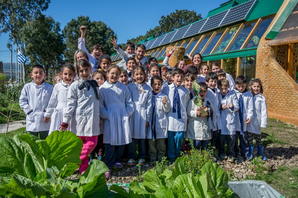 Se Construye La Primera Escuela Pública Sustentable De La Argentina ...